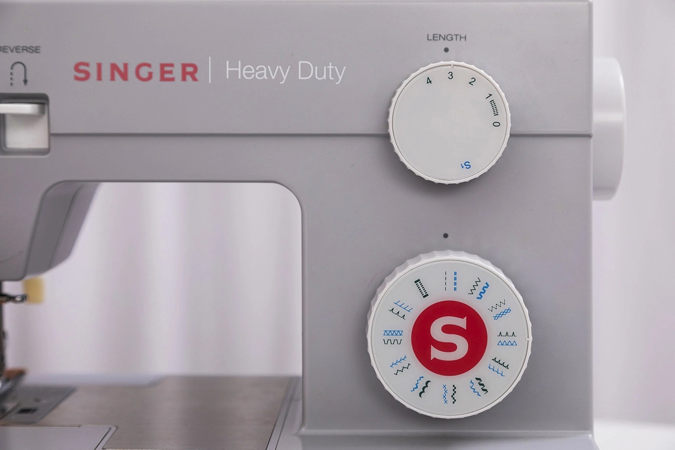 2026 SINGER Heavy Duty 4423 Sewing Machine