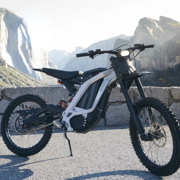 Summer's popular products 3 Hours Fast Charging 140km Battery Life Electric Bicycle