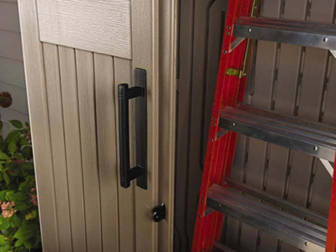 2026 Rubbermaid garden shed, model 2025, 52 cubic feet (approx. 1.47 m³), weatherproof, lockable doors